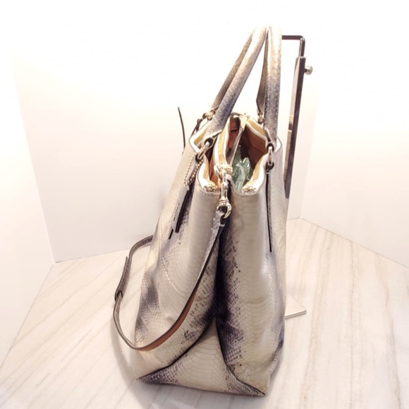 RARE $1,600 Coach Borough Bag in Exotic Embossed Python & Glovetanned Leather - Picture 5 of 15